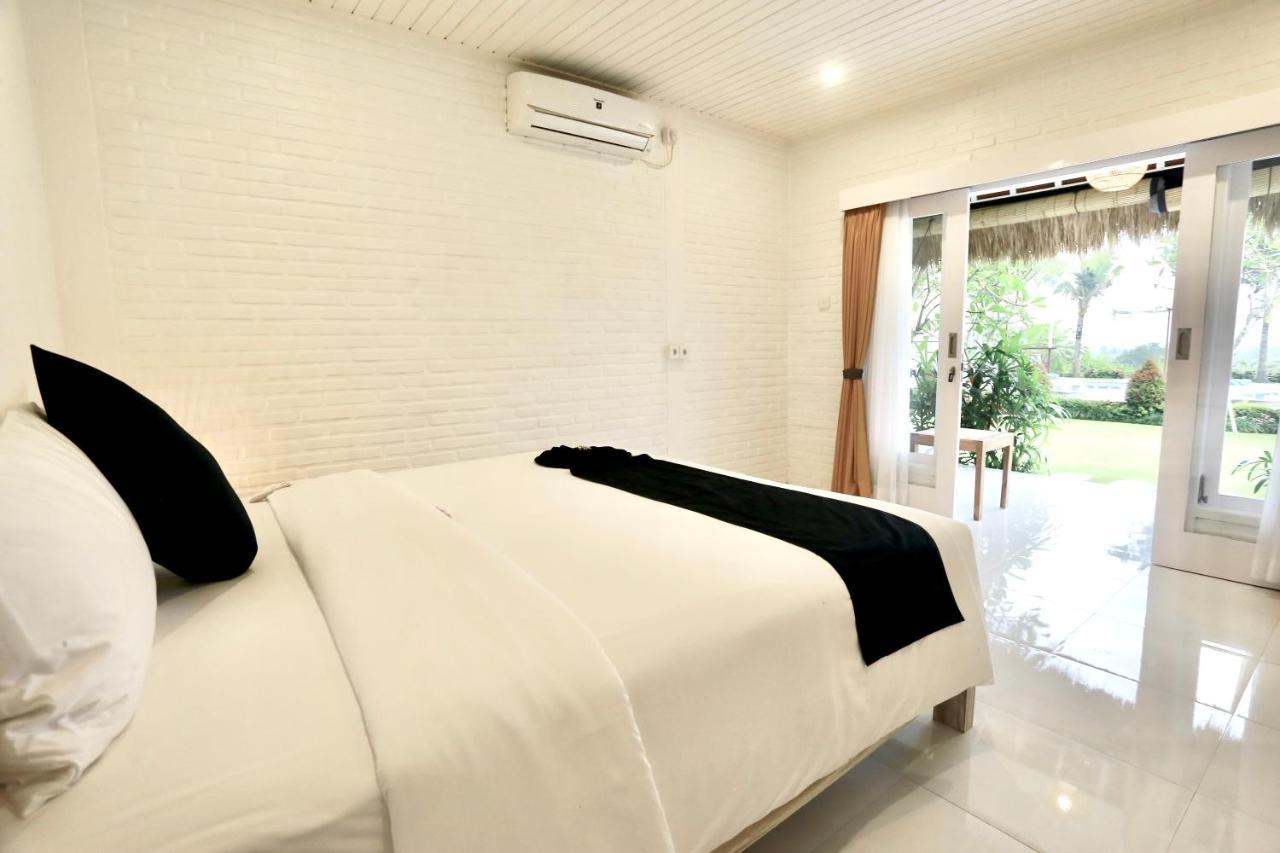 37 Sunset Village Bali Canggu Buitenkant foto
